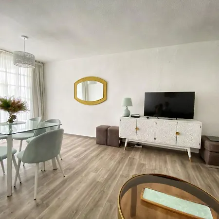 Jetes Holiday Apartment With Pool And Wifi Playa de las Américas Extérieur photo
